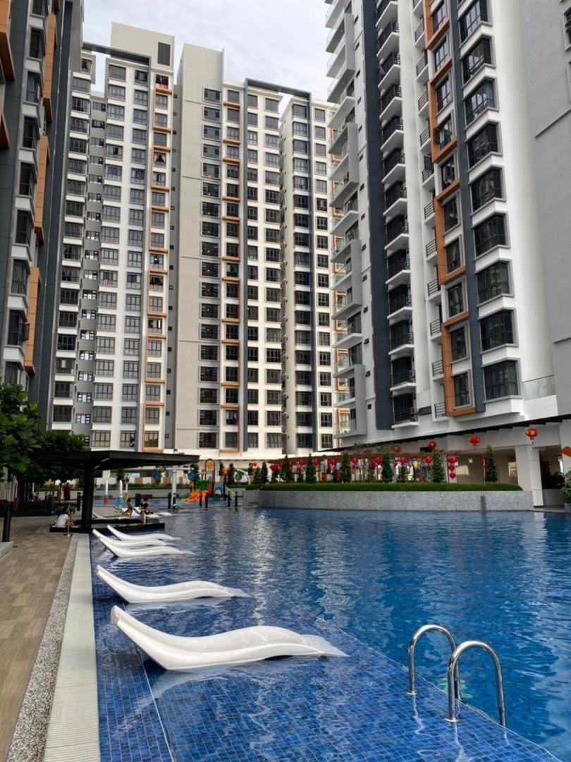 Apartment K Avenue B09 King Bed Donggongon